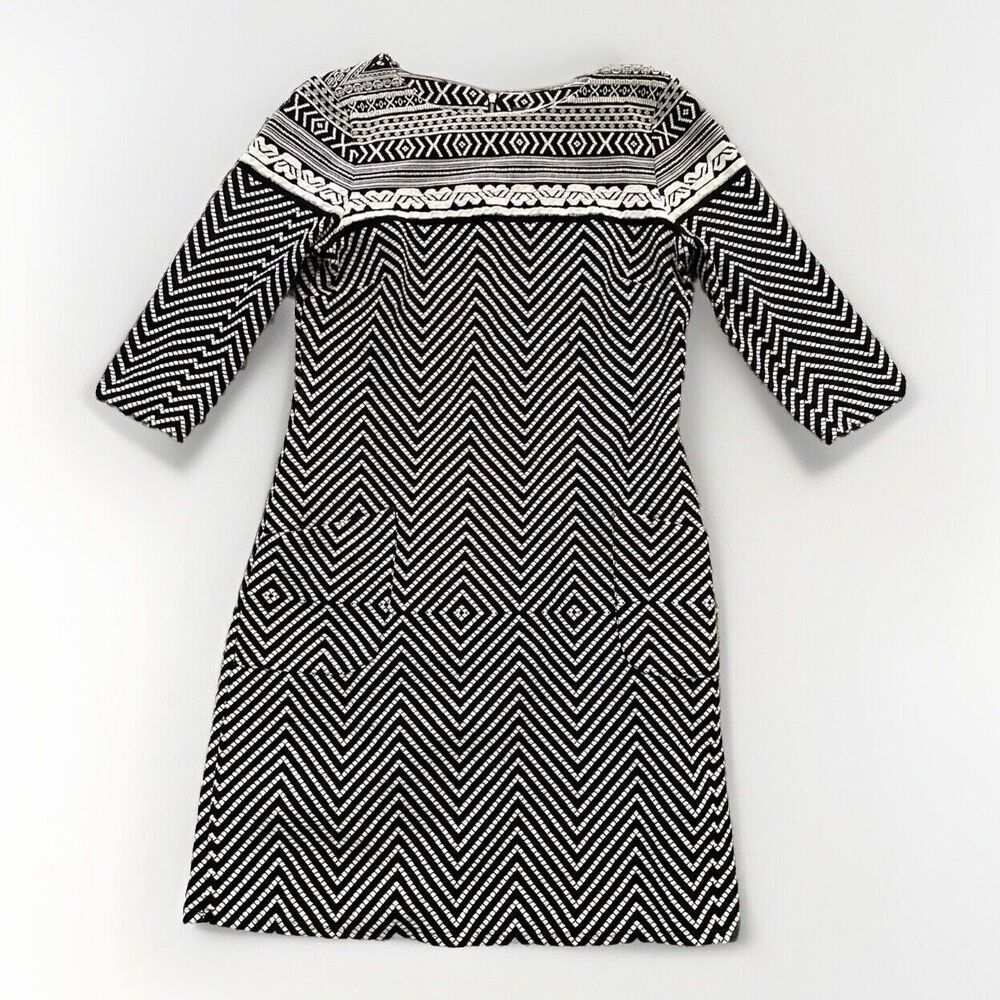 Taylor 3/4 Sleeve Mini Sweater Dress SIZE 8‎ Tribal Geometric Knit Black White